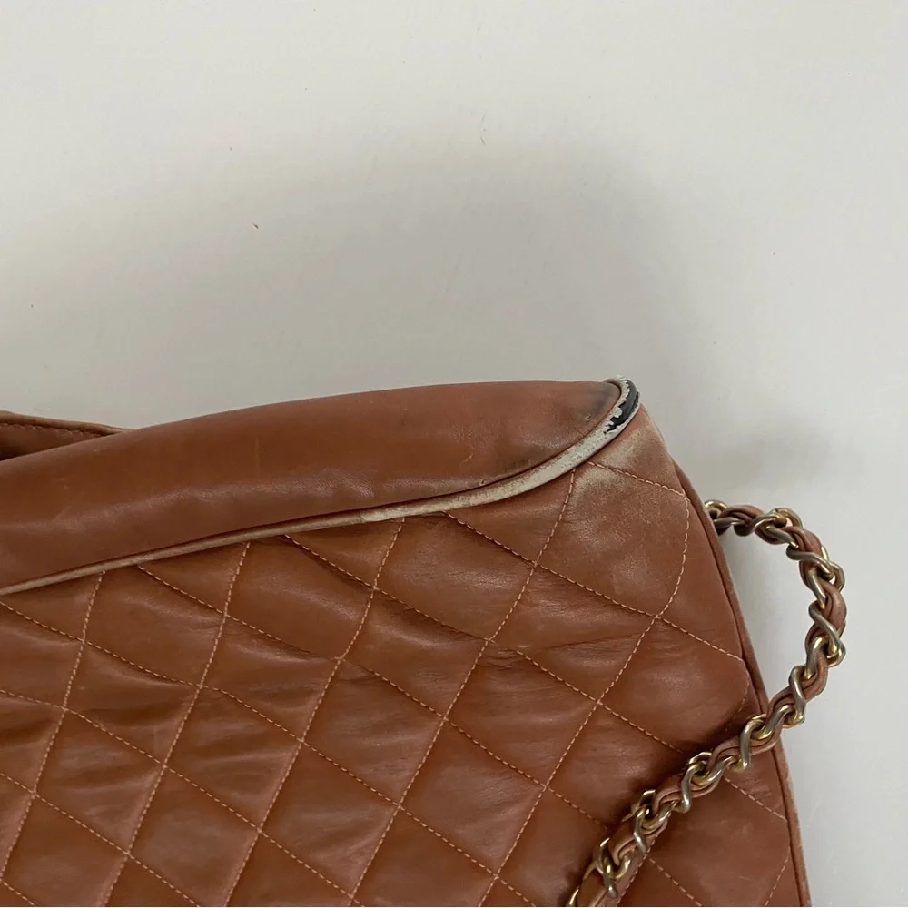 Vintage Chanel brown leather quilted tote bag - Picture 9 of 11